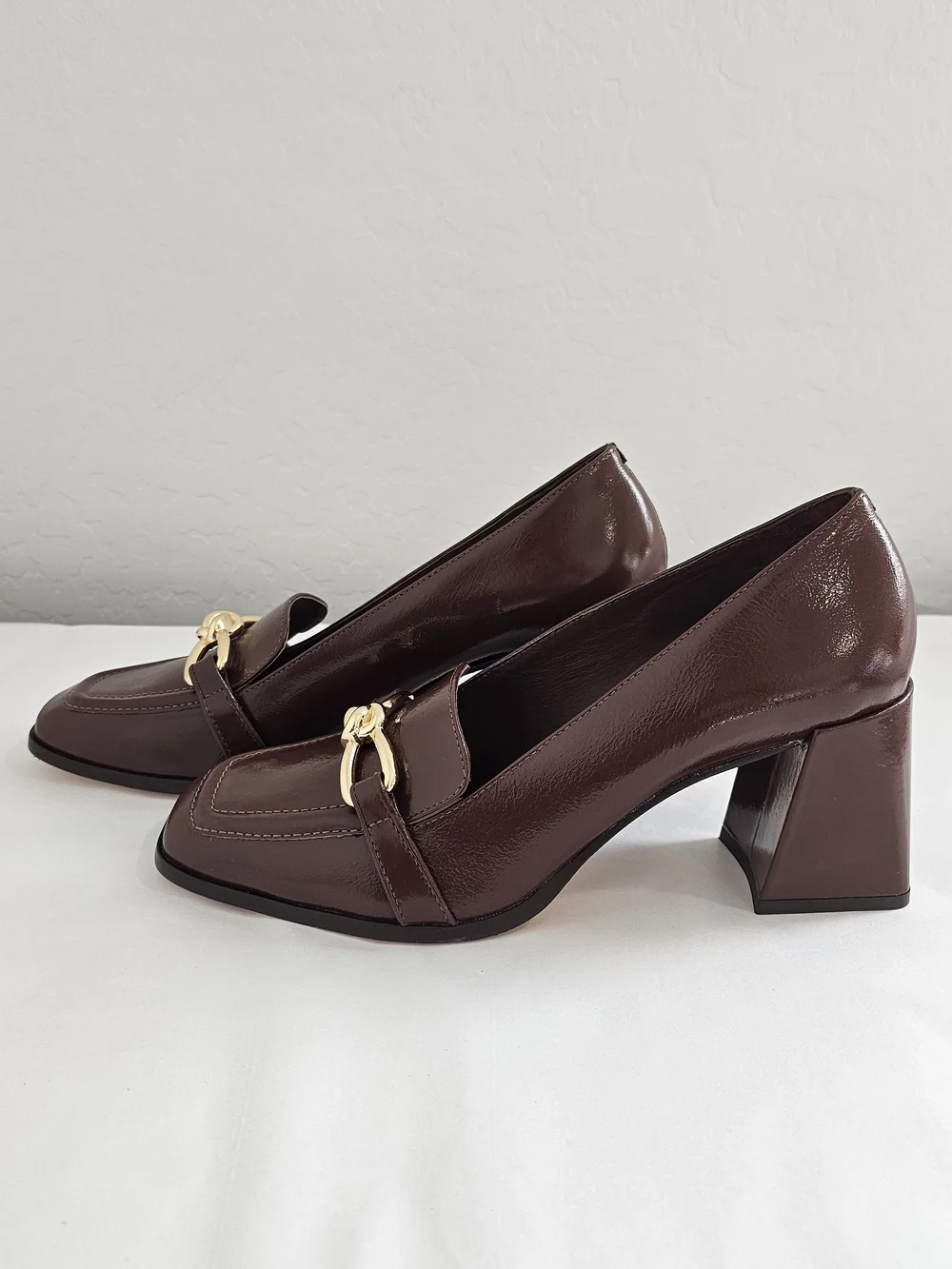 ANTONIO MELANI Brown Patent Leather Block Heel Loafers Shoes w/Gold Women Sz 9.5